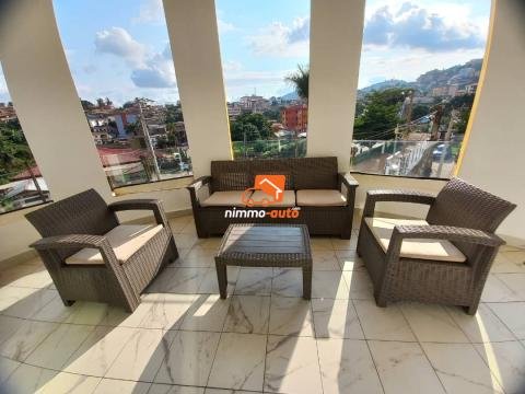 Appartement meublé de luxe à louer à bastos