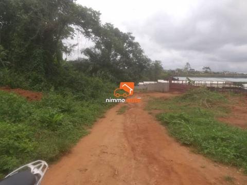 Terrain à vendre à Nkolafamba
