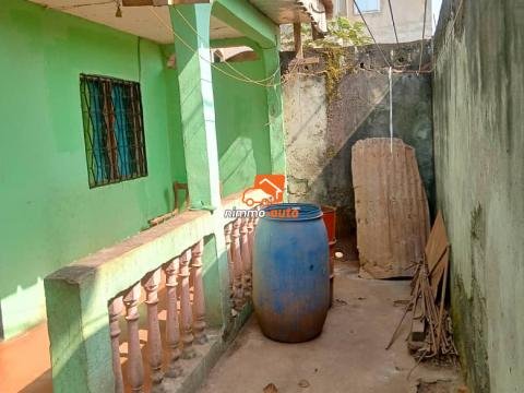 Maison a vendre a Yaoundé ngousso près du goudron