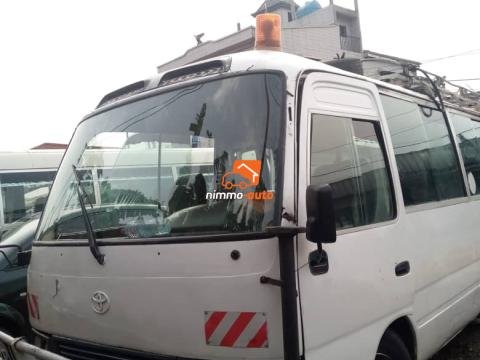 Coaster non climatisé 30 places à louer