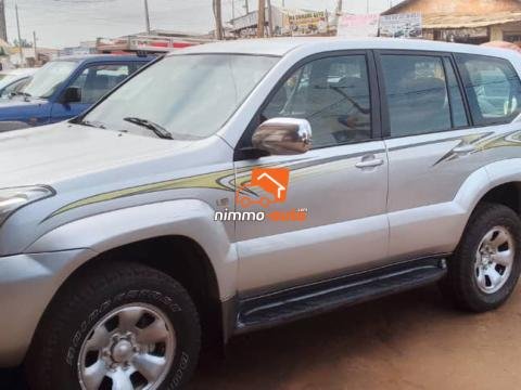 Toyota Prado en très bon état à vendre