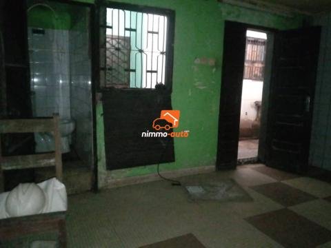 Chambre moderne sans cuisine à louer à Ndogbong