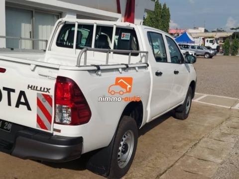 Toyota pickup Hilux neuf à louer à petit prix