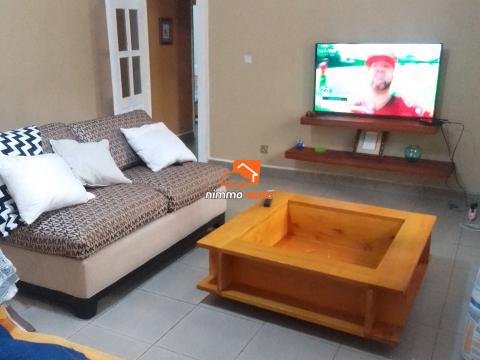 Appartement meublé 2chbres à louer à Bastos