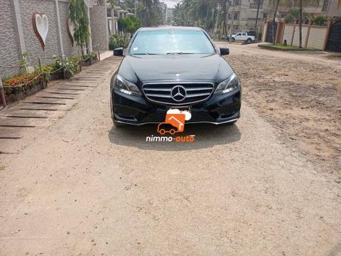 Mercedes Benz E350 2014 automatique  Berline luxe  Version américaine  V6  essence