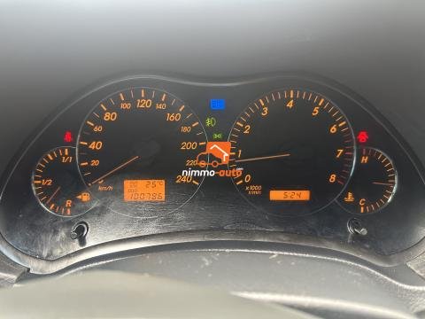 TOYOTA AVENSIS 2004 Manuel