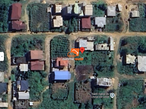 bon terrain bien située a lendi