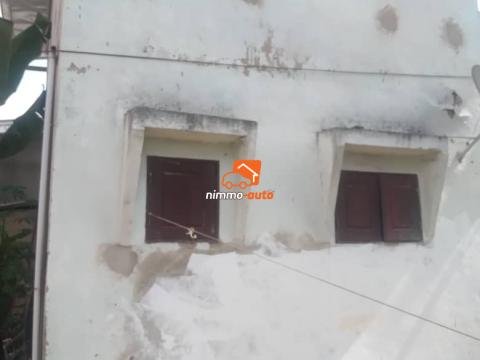 Immeuble à vendre PK12