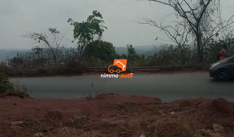 Terrain commercial à vendre à Nkozoa