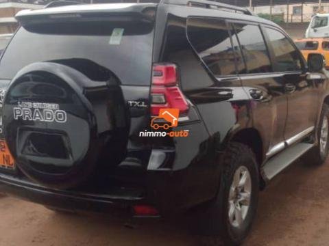 Prado Landcruiser TXL à louer à Ydé