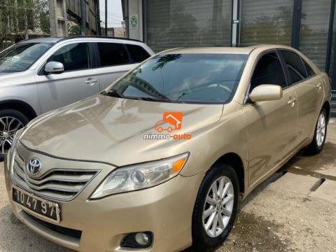 Toyota Camry à louer dans la ville de Douala
