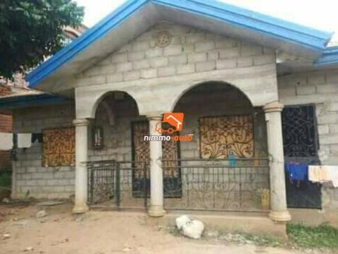 Villa à vendre au quartier Abom