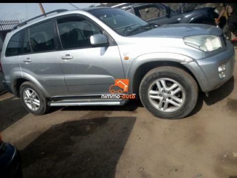 Toyota RAV4 année 2003