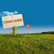 Terrain commercial à vendre à Essos