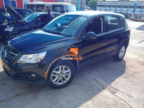 VolksWagen - Tiguan 4'2