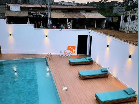 Studio meublé avec piscine à Odza