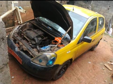 Yaris série L à vendre