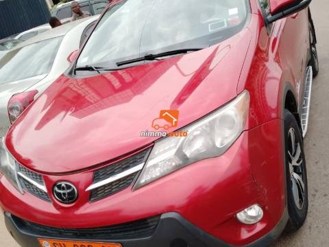 Rav4 2014 à louer à Yaoundé