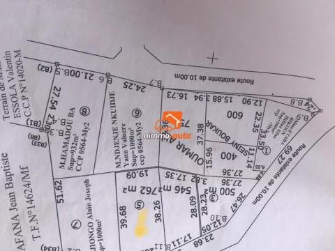 Terrain commercial à vendre à Febe village