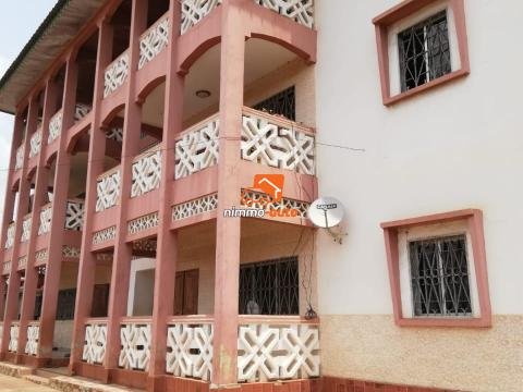 Immeuble à vendre à Tropicana