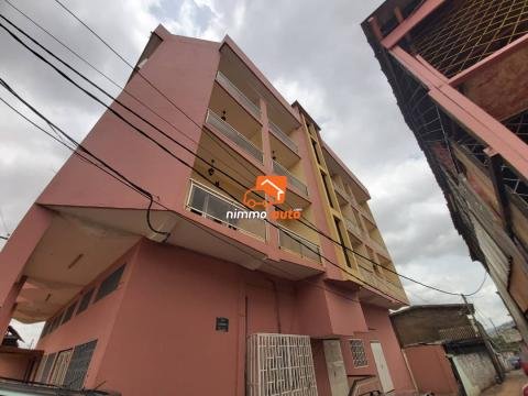 Vaste Appartement pour Bureau ou Habitation