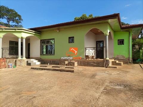 Villa à vendre à Nkozoa
