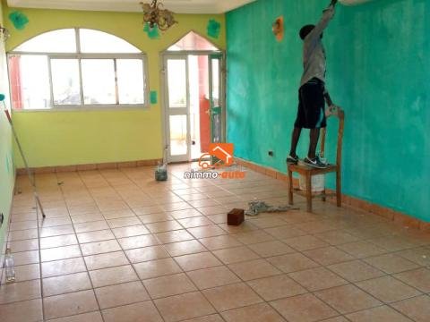 Appartement à louer à Bonamoussadi