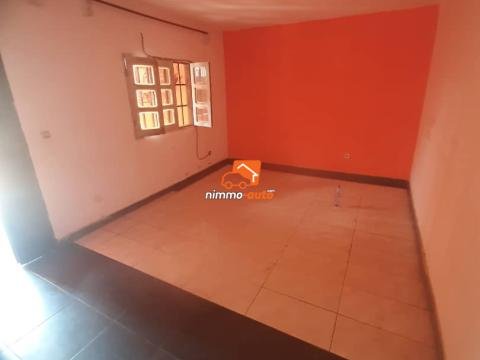 Grand studio moderne à louer à Jouvence