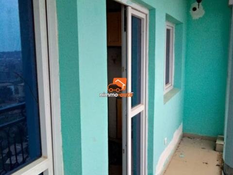 Appartement haut standing à louer à Bastos