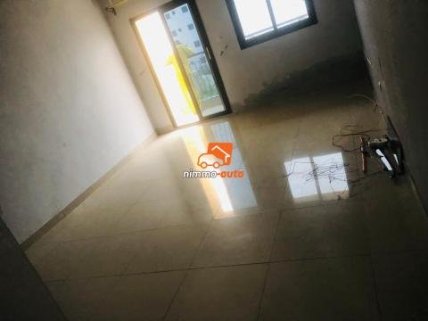 Plusieurs appartement à louer dans le même immeuble à Makepe