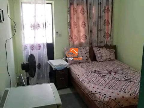 Chambre meublée climatisée à louer à Ndogbong