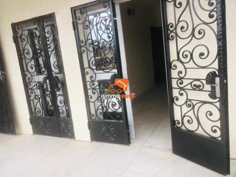 6 Appartements à louer dans un immeuble à Makepe nouvellement construit