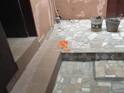 Studio moderne à Biyemassi maison blanche