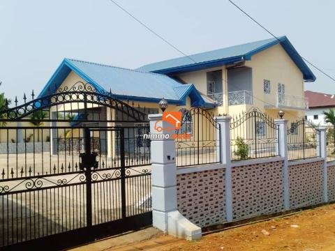 Très belle villa à vendre à Awae non loin du collège Monti