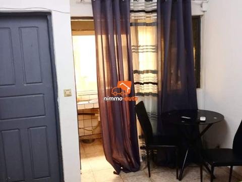 Chambre meublée à louer à Ndogbong