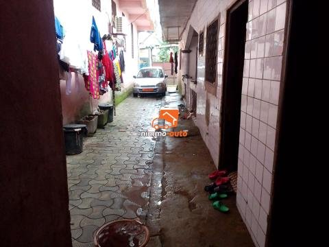 Studio à louer à Logbessou