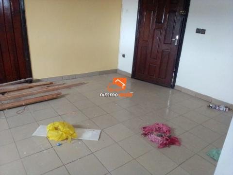 Appartement à louer à Akwa nord