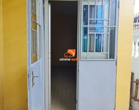 Appartement moderne à louer au rond point express Biyemassi