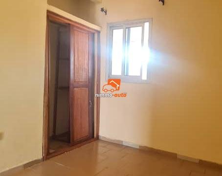 Studio à louer à Obili