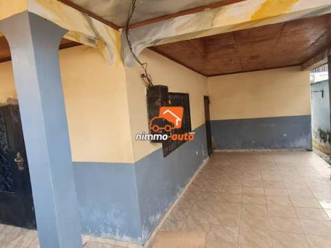 Incroyable villa à vendre à Biyemassi Lac