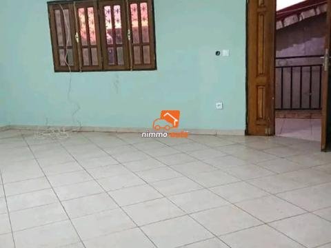 Appartement moderne à louer à Nsimeyong terre rouge