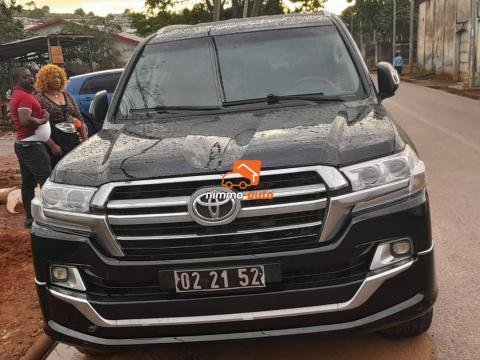 Prado V8 d'un luxe fantastique