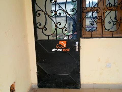 Studio moderne à louer à Etetak