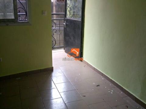 Studio moderne nouvellement construit à louer à Damas