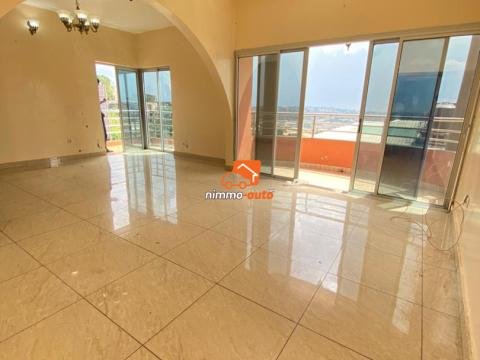 Appartement moderne ultra chic à louer à Nsimeyong