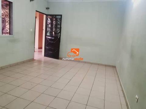 Appartement moderne à louer à Nsimeyong Shell