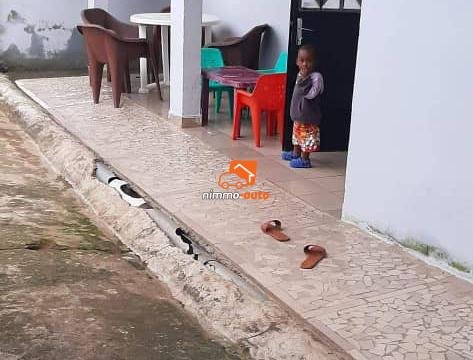 Très belle villa à louer à Mendong