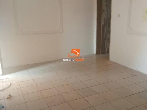 Studio 3pièces à louer à Odza borne 10