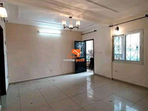 Studio VIP à Nsimeyong à louer