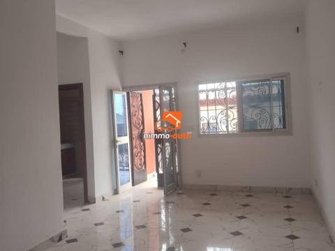 Studio moderne haut standing à louer à Nsam escale